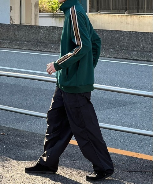 kutir（クティール）の「サイドライントラックジャケット（ブルゾン・メンズ・ブラック/ネイビー/ダークグリーン・LARGE/MEDIUM）」の17枚目の写真