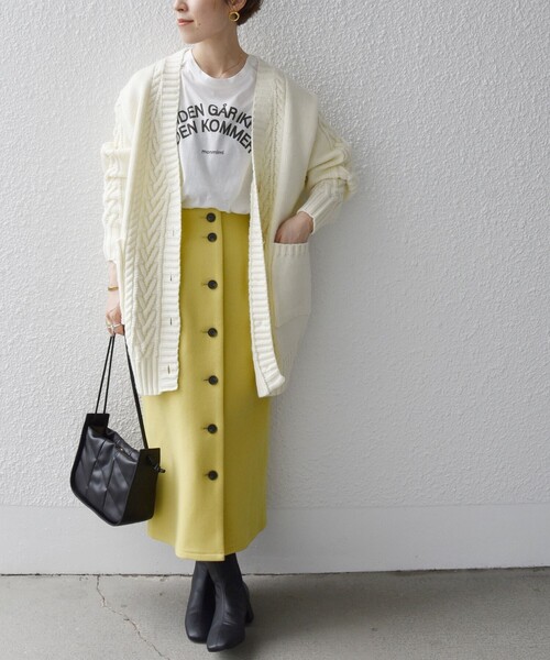 SHIPS any（シップス エニィ）の「SHIPS any: ジャージメルトン フロントボタン ストレート スカート◇（スカート・レディース・ブラック/ベージュ/イエロー・38/36）」の11枚目の写真