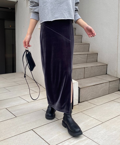 CAPRICIEUX LE'MAGE（カプリシューレマージュ）の「ベロアフィットスカート（スカート・レディース・ブラウン/ベージュ/チャコールグレー・FREE）」の5枚目の写真