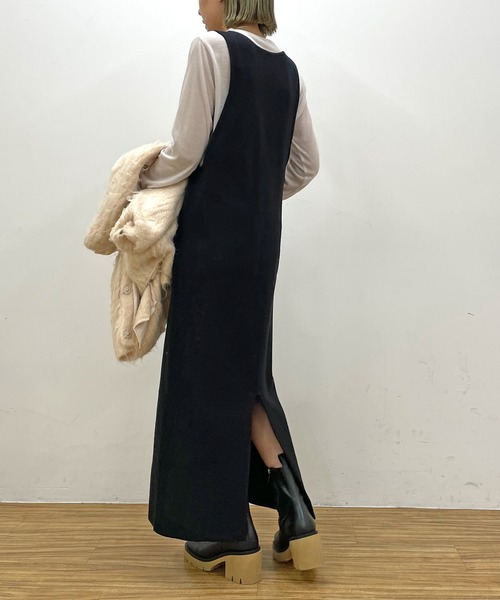 Omekashi（オメカシ）の「リブニットジャンパースカート（ジャンパースカート・レディース・ブラック/チャコールグレー・36/38）」の4枚目の写真