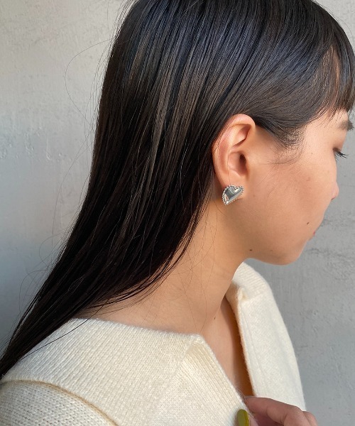 PHILIPPE AUDIBERT（フィリップ オーディベール）の「[PHILIPPE AUDIBERT/フィリップ オーディベール] WANDA ハートモチーフシルバーリング（リング・レディース・シルバー・ONE SIZE）」の3枚目の写真