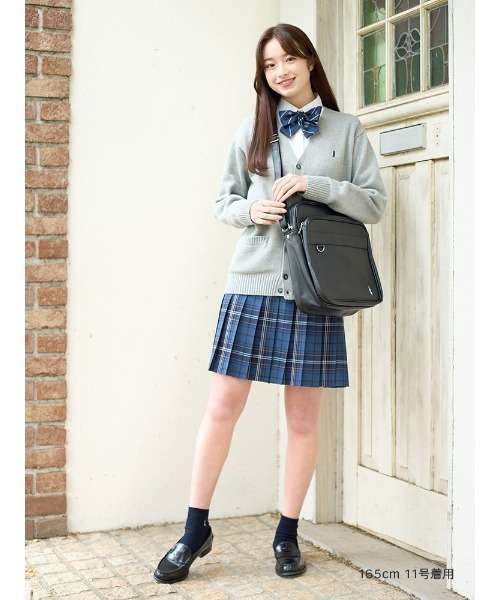 EASTBOY（イーストボーイ）の「ショルダーバッグ 合皮 スクール スクバ 通学 中学生 高校生（ショルダーバッグ・キッズ・チョコ/ブラック・F）」の8枚目の写真