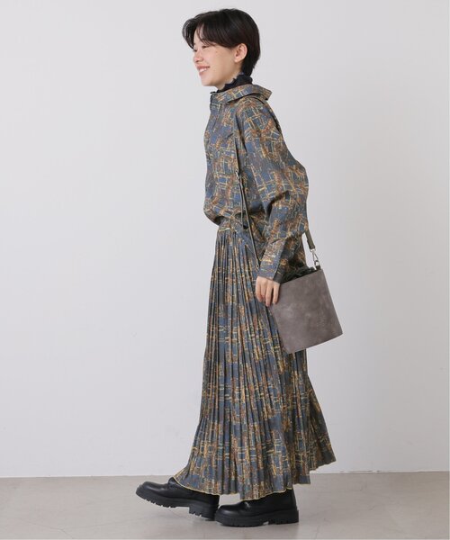 DOUBLE NAME（ダブルネーム）の「オリジナルドローイングプリント消しプリーツスカート（スカート・レディース・キナリ/ネイビー/グリーン・FREE）」の6枚目の写真