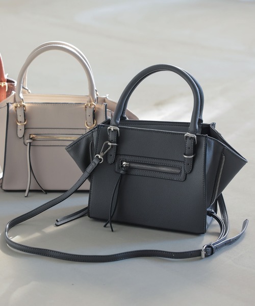 KOBE LETTUCE(コウベレタス)の「ジップデザインスクエアショルダーバッグ(ショルダーバッグ・レディース・ベージュ/ブラック/ブラウン系その他/チャコールグレー・FREE)」の2枚目の写真