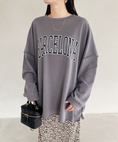 MYMOOD.(マイムード)の「カレッジロゴ ビッグプルオーバー(Tシャツ/カットソー・レディース・チャコールグレー/グレー系その他/ブラック/ライトグレー・FREE)」の7枚目の写真