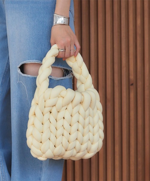 titivate(ティティベイト)の「マンドゥバッグ(ハンドバッグ・レディース・ラベンダー/ブラック/ライトブルー/アイボリー/ライトグリーン・FREE)」の2枚目の写真