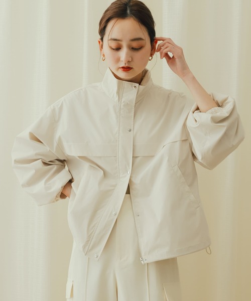 SENSE OF PLACE by URBAN RESEARCH（センスオブプレイスバイアーバンリサーチ）の「スタンドショートブルゾン（ブルゾン・レディース・ブラック/イエロー/ライトベージュ・ONE）」の7枚目の写真