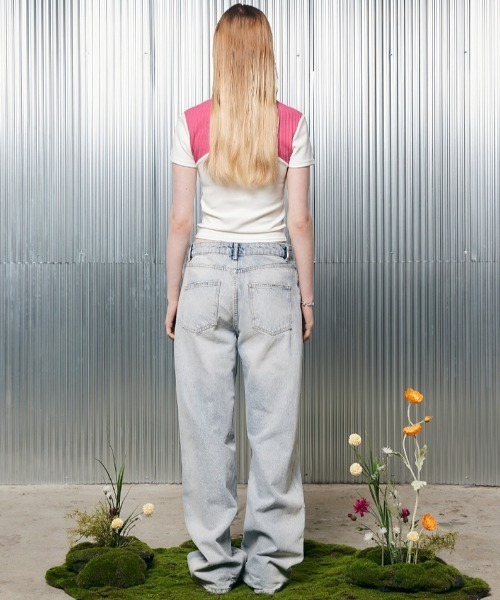 LARTIGENT(ラーティゼン)の「A'GEM/9 × .kom『LARTIGENT/ラーティゼン』L2 STICH COLOR BLOCK TOP/ステッチブロック トップス(Tシャツ/カットソー・レディース・アイボリー/チャコールグレー・FREE)」の18枚目の写真