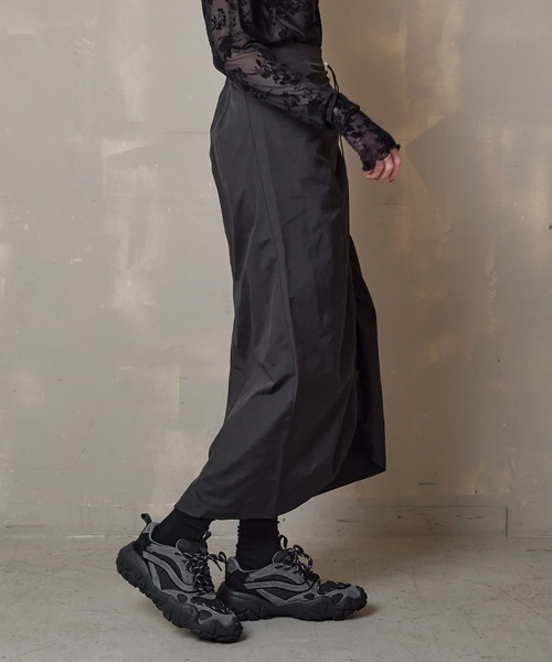 Lull（ルル）の「【Lull / ルル】シャーリングスカート（スカート・レディース・イエロー/ブラック/アイボリー/カーキ・ONESIZE）」の5枚目の写真