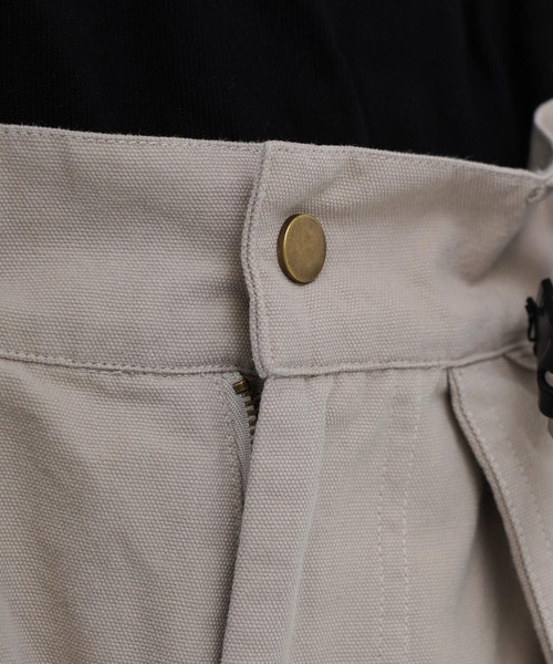 Air Tokyo（エアートウキョー）の「オーバーサイズ ダブルニー ペインターパンツ（その他パンツ・メンズ・グレイッシュベージュ/ブラック・MEDIUM/LARGE）」の3枚目の写真