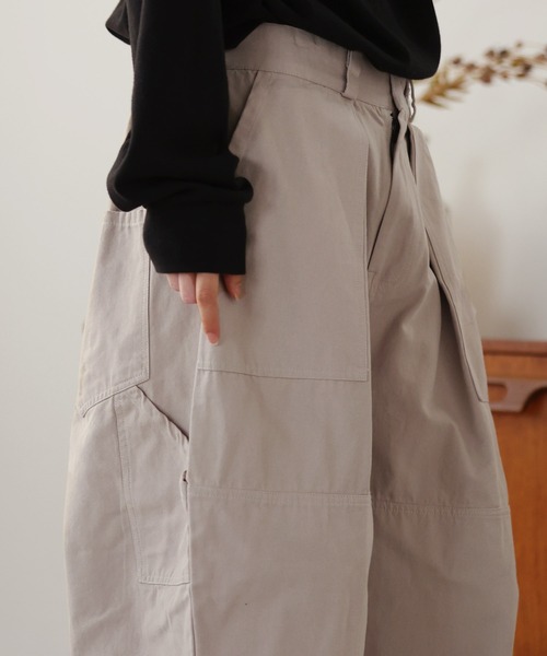 Air Tokyo（エアートウキョー）の「オーバーサイズ ダブルニー ペインターパンツ（その他パンツ・メンズ・グレイッシュベージュ/ブラック・MEDIUM/LARGE）」の13枚目の写真