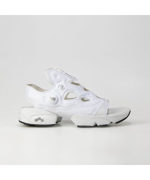 Reebok（リーボック）の「インスタ ポンプフューリーサンダルジップ /  INSTAPUMP FURY SANDAL ZIP（サンダル・レディース・ブラック/アイボリー/ナチュラル/ホワイト/ブラック×ホワイト・23.0cm/24.0cm/25.0cm/26.0cm/27.0cm/28.0cm）」の14枚目の写真