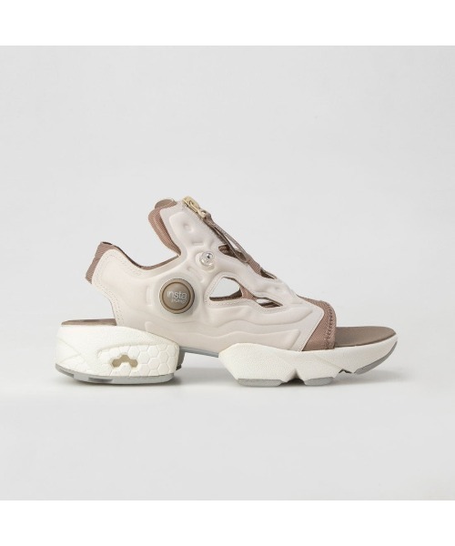 Reebok（リーボック）の「インスタ ポンプフューリーサンダルジップ /  INSTAPUMP FURY SANDAL ZIP（サンダル・レディース・ブラック/アイボリー/ナチュラル/ホワイト/ブラック×ホワイト・23.0cm/24.0cm/25.0cm/26.0cm/27.0cm/28.0cm）」の20枚目の写真
