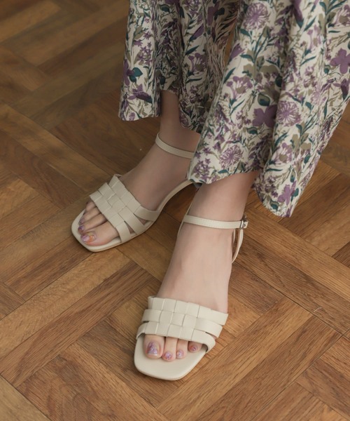 URBAN RESEARCH DOORS(アーバンリサーチドアーズ)の「メッシュストラップサンダル(サンダル・レディース・ベージュ系その他/ブラック/アイボリー・38/36/37)」の6枚目の写真