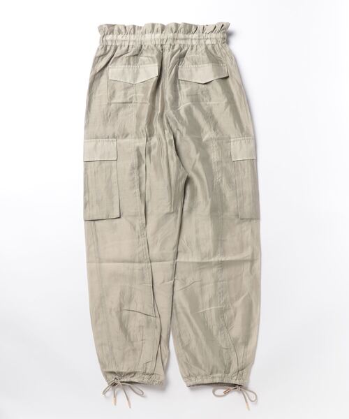 mysty woman(ミスティウーマン)の「シアードロストカーゴパンツ 909830(カーゴパンツ・レディース・ブラック/グレイッシュベージュ/ピンク系その他・FREE)」の10枚目の写真