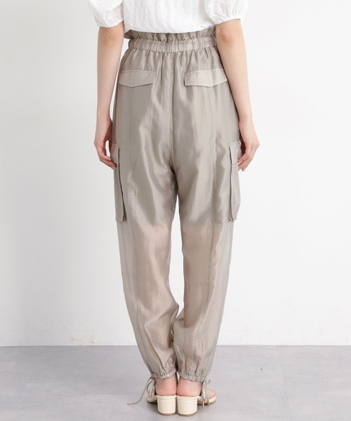 mysty woman(ミスティウーマン)の「シアードロストカーゴパンツ 909830(カーゴパンツ・レディース・ブラック/グレイッシュベージュ/ピンク系その他・FREE)」の17枚目の写真