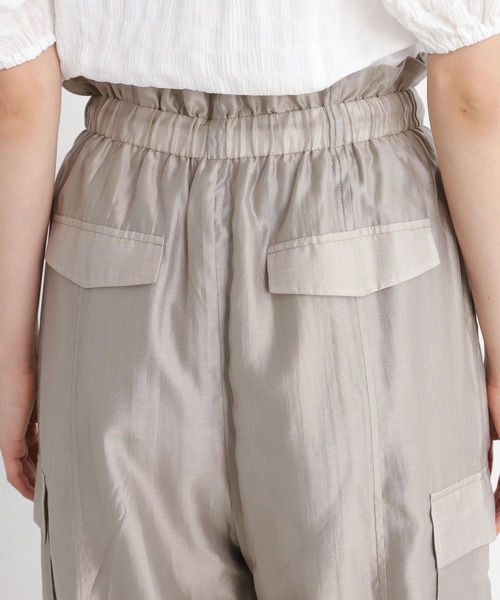 mysty woman(ミスティウーマン)の「シアードロストカーゴパンツ 909830(カーゴパンツ・レディース・ブラック/グレイッシュベージュ/ピンク系その他・FREE)」の18枚目の写真