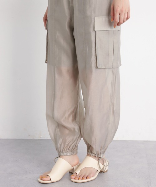 mysty woman(ミスティウーマン)の「シアードロストカーゴパンツ 909830(カーゴパンツ・レディース・ブラック/グレイッシュベージュ/ピンク系その他・FREE)」の12枚目の写真