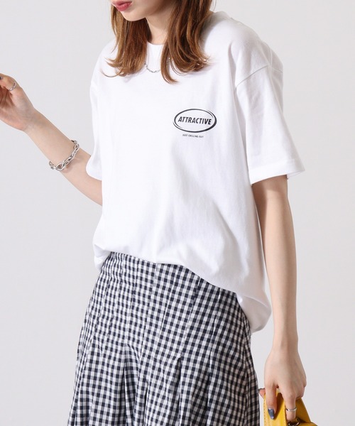 MODISH GAZE（モディシュガゼ）の「MODISH GAZE スモーキングガール SIT BACK AND RELAX半袖Tシャツ（Tシャツ/カットソー・メンズ・ネイビー系1/ネイビー系2/ブラック×ホワイト/ホワイト×ブラック・L/XL/M）」の21枚目の写真