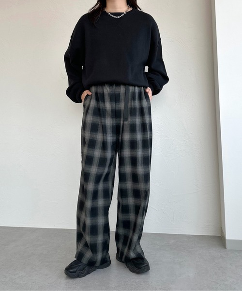 apres jour mignon(アプレジュールミニョン)の「オンブレチェックワイドパンツ【ZOZOTOWN限定アイテム】(その他パンツ・レディース・ブラック系その他/ブラック・MEDIUM/SMALL/X-LARGE)」の16枚目の写真
