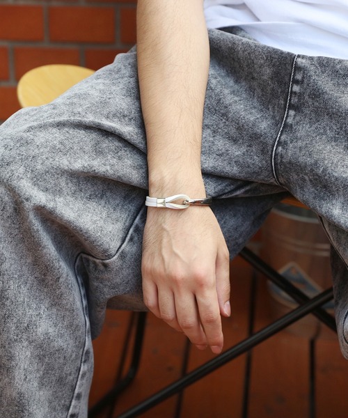 ８(eight)（エイト）の「ＮＥＷプレートフックブレス（ブレスレット・メンズ・レッド/ネイビー/ブラウン/キャメル/ブラック/ホワイト・FREE）」の14枚目の写真