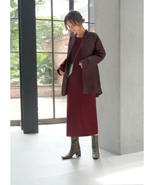 STYLE DELI(スタイルデリ)の「エアリー細リブニットワンピース(ワンピース・レディース・ボルドー/ブラック/チャコール・02/01)」の9枚目の写真