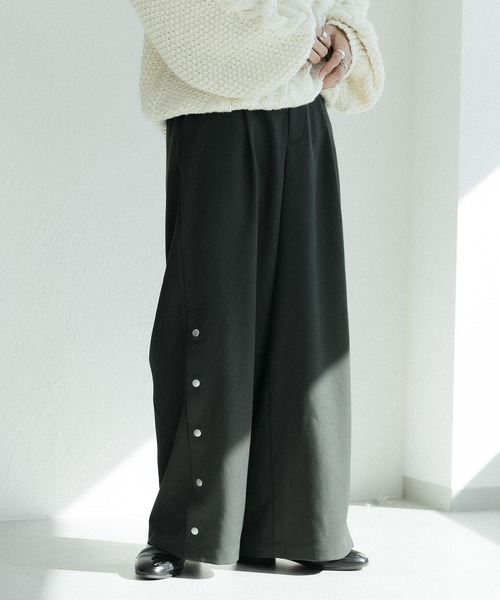 ワイドスラックス　グレー　サイドボタン SERACE スラックス 「SERACE」Side button loose drape wide