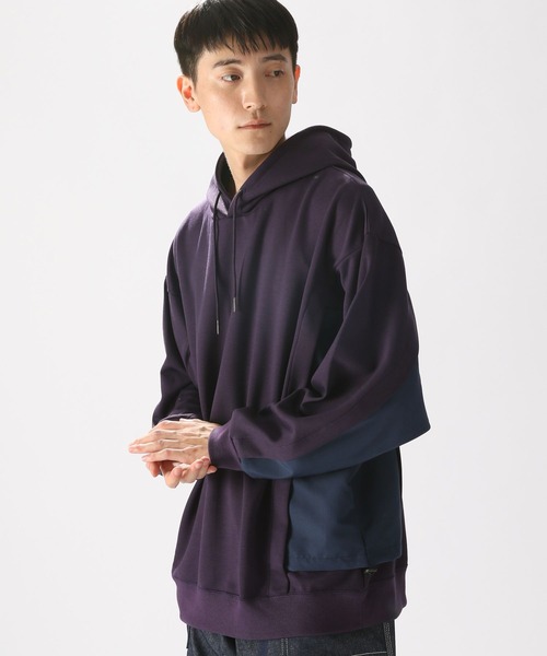 niko and（ニコアンド）の「脇布帛切り替えパーカー