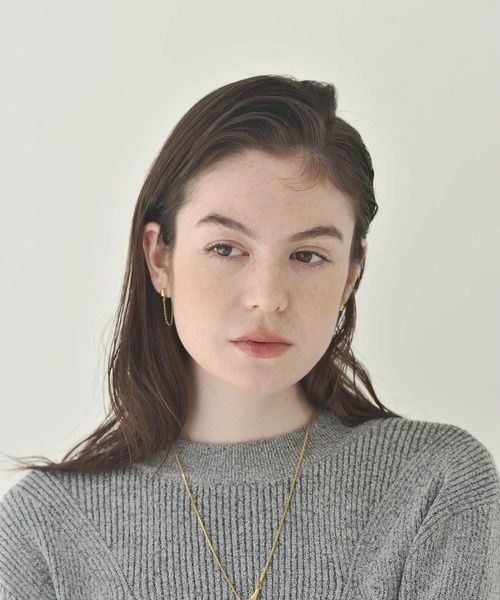 LHME(エルエイチエムイー)の「【WEB限定】”Aqua”プチオーバルピアス/チェーンループ/サージカルステンレス(金属アレルギー対応)【LHME / エルエイチエムイー】(ピアス(両耳用)・レディース・シルバー/ゴールド・ONE SIZE)」の3枚目の写真