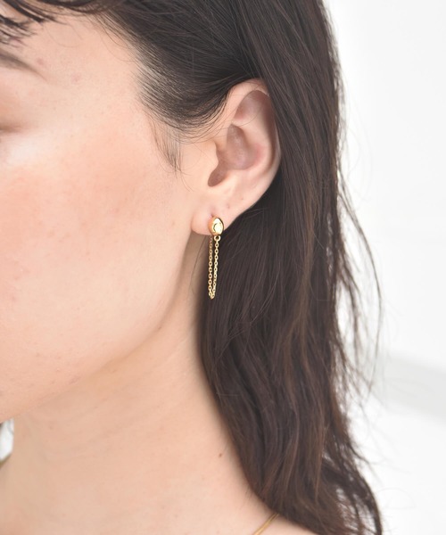 LHME(エルエイチエムイー)の「【WEB限定】”Aqua”プチオーバルピアス/チェーンループ/サージカルステンレス(金属アレルギー対応)【LHME / エルエイチエムイー】(ピアス(両耳用)・レディース・シルバー/ゴールド・ONE SIZE)」の4枚目の写真