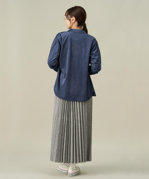TOKYO SHIRTS(トウキョウシャツ)の「ショートラウンドテール コーデュロイ風 レギュラー 長袖シャツ(シャツ/ブラウス・レディース・ネイビー/ベージュ・LL/M/L)」の10枚目の写真