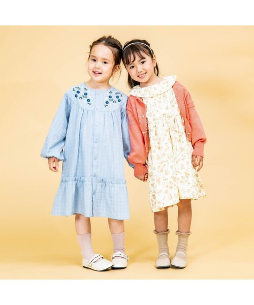 Seraph（セラフ）の「パールボタンバルーンスリーブカーディガン（カーディガン/ボレロ・キッズ・ターコイズブルー/オレンジ/ネイビー/オフホワイト・130/110/100/120/80/150/140/95/90）」の6枚目の写真