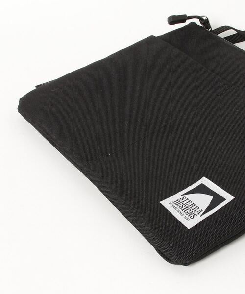 SIERRA DESIGNS(シェラデザイン)の「SIERRA DESIGNS / コーデュラ サラウンドポケット サコッシュ(ショルダーバッグ・メンズ・ブラック・FREE)」の3枚目の写真