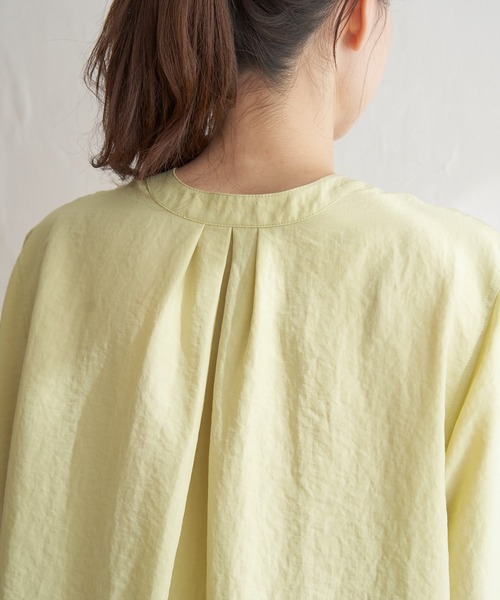 ikka(イッカ)の「前後2WAYバンドカラーシャツ(シャツ/ブラウス・レディース・グレー/ブルー/オフホワイト/グリーン系その他・S/M/L)」の20枚目の写真