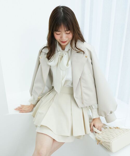 MAJESTIC LEGON（マジェスティックレゴン）の「Ladyショートライダース（ブルゾン・レディース・ブラック/ブルー/アイボリー・MEDIUM/SMALL）」の7枚目の写真