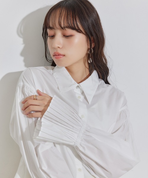 VIS(ビス)の「プリーツスリーブシャツ【洗える】(シャツ/ブラウス・レディース・ブルー系その他6/ブルー/オフホワイト/パープル系その他・FREE)」の15枚目の写真