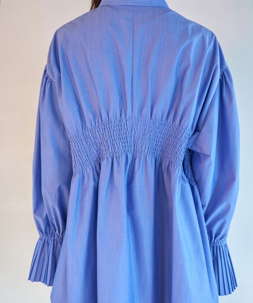 VIS(ビス)の「プリーツスリーブシャツ【洗える】(シャツ/ブラウス・レディース・ブルー系その他6/ブルー/オフホワイト/パープル系その他・FREE)」の20枚目の写真