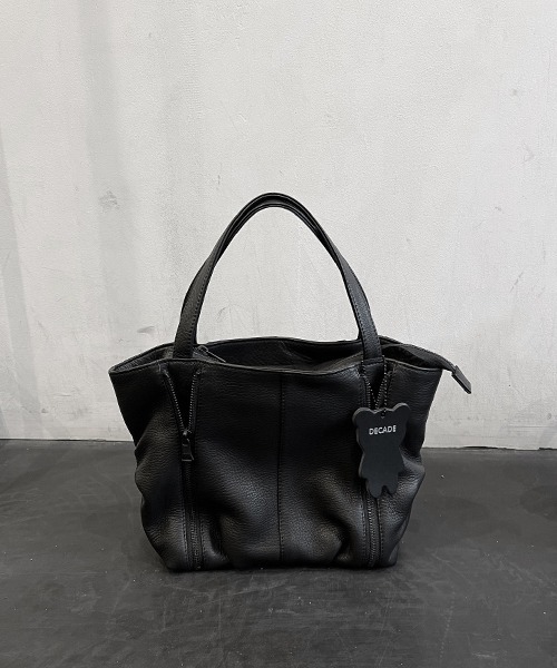 DECADE(ディケイド)の「オイルドカウレザーミニトートバッグDECADE(No-01362) Oiled Cow Leather Mini Tote Bag ディケイド(トートバッグ・メンズ・ブラック系その他・フリー)」の1枚目の写真
