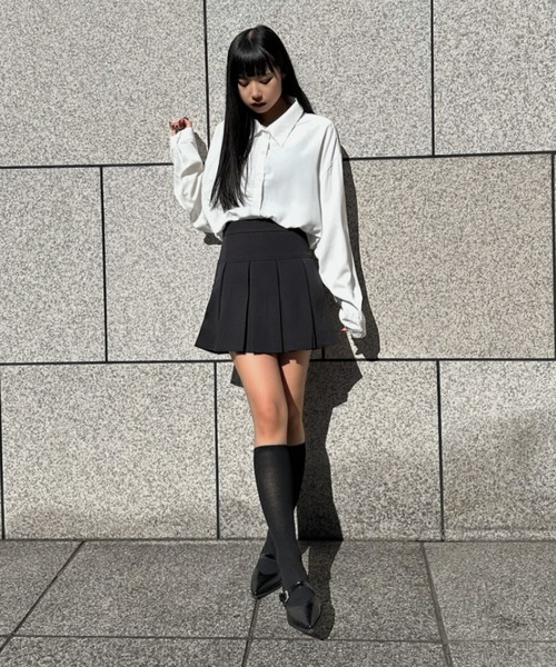 LVEU.(ラブユ.)の「【LVEU.】シンプルオーバーシャツ / トップス シャツ オーバー ビッグサイズ ビック 布帛 シンプル ブラック ホワイト ブルー 水色(シャツ/ブラウス・レディース・ホワイト/ブラック/ブルー・FREE)」の18枚目の写真