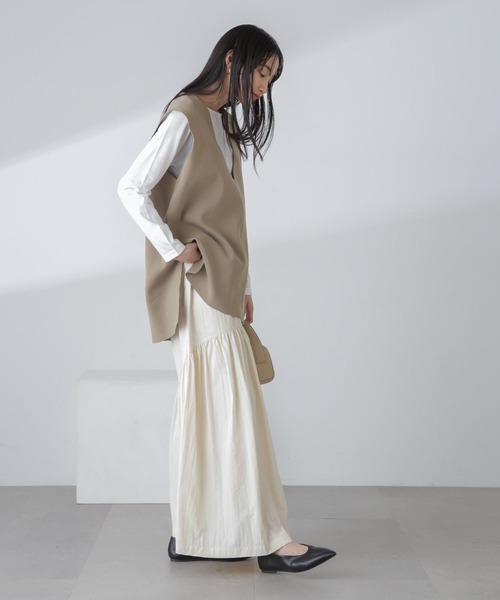 NANO universe（ナノユニバース）の「ナイロン切り替えギャザースカート（スカート・レディース・グレー/アイボリー/ブラック・FREE）」の8枚目の写真