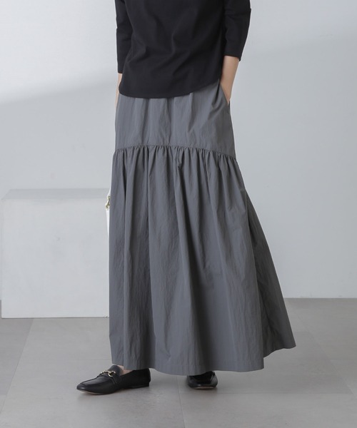NANO universe（ナノユニバース）の「ナイロン切り替えギャザースカート（スカート・レディース・グレー/アイボリー/ブラック・FREE）」の11枚目の写真