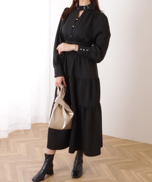 Lace Ladies(レースレディース)の「Vネック ティアード ギャザー マキシ丈 ワンピース(ワンピース・レディース・ブラック/ブルーグレー・S/FREE)」の3枚目の写真