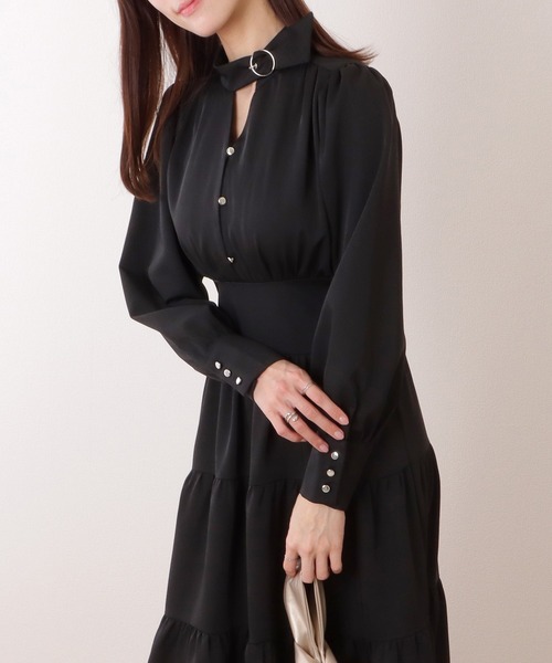 Lace Ladies(レースレディース)の「Vネック ティアード ギャザー マキシ丈 ワンピース(ワンピース・レディース・ブラック/ブルーグレー・S/FREE)」の5枚目の写真