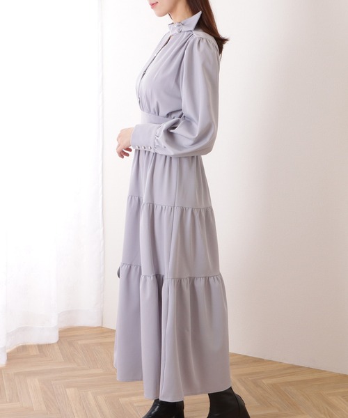 Lace Ladies(レースレディース)の「Vネック ティアード ギャザー マキシ丈 ワンピース(ワンピース・レディース・ブラック/ブルーグレー・S/FREE)」の12枚目の写真