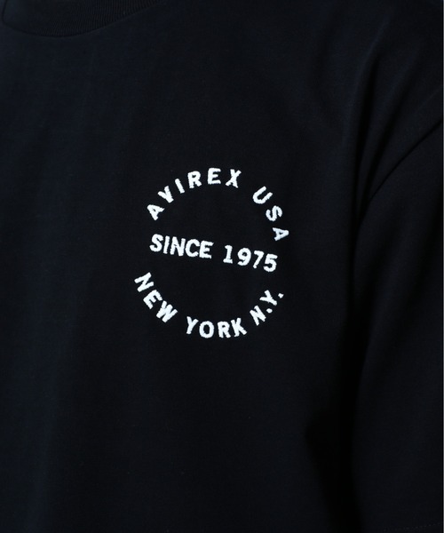 AVIREX(アヴィレックス)の「VARSITY LOGO T-SHIRT 2.0 / バーシティ ロゴ Tシャツ2.0 / AVIREX / アヴィレックス(Tシャツ/カットソー・メンズ・ブラック/ホワイト系2/サックスブルー/ネイビー/マスタード/ブラウン/ダークグリーン系/ピンク・L/M/XL/2XL)」の17枚目の写真