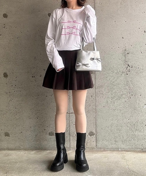 cuorequal(クオレコール)の「PINKリボンプリントTシャツ(Tシャツ/カットソー・レディース・ホワイト・MEDIUM/LARGE)」の8枚目の写真
