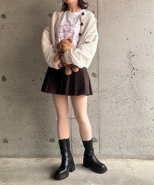 cuorequal(クオレコール)の「PINKリボンプリントTシャツ(Tシャツ/カットソー・レディース・ホワイト・MEDIUM/LARGE)」の11枚目の写真