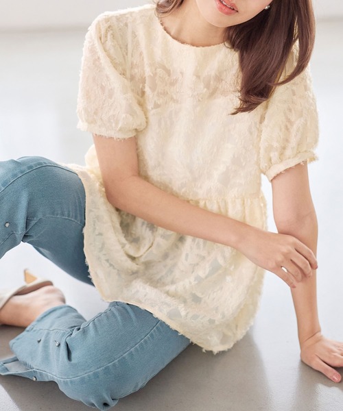 alotta(アロッタ)の「フェザーペプラムチュニック(チュニック・レディース・アイボリー・MEDIUM/LARGE/X-LARGE)」の8枚目の写真