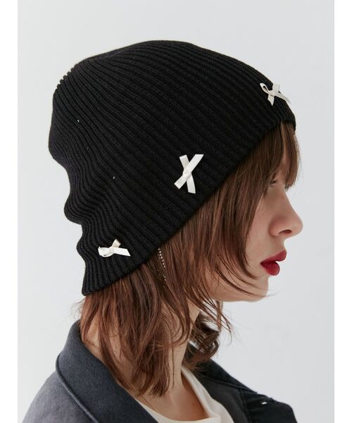 jouetie（ジュエティ）の「リボンビーニー（ニットキャップ/ビーニー・レディース・オフホワイト/ブラック・FREE）」の2枚目の写真