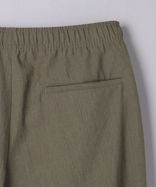 UNITED ARROWS（ユナイテッドアローズ）の「オールギャザー イージーパンツ（その他パンツ・メンズ・ダークグレー/ブラック/オリーブ・S/M/L/XL）」の6枚目の写真